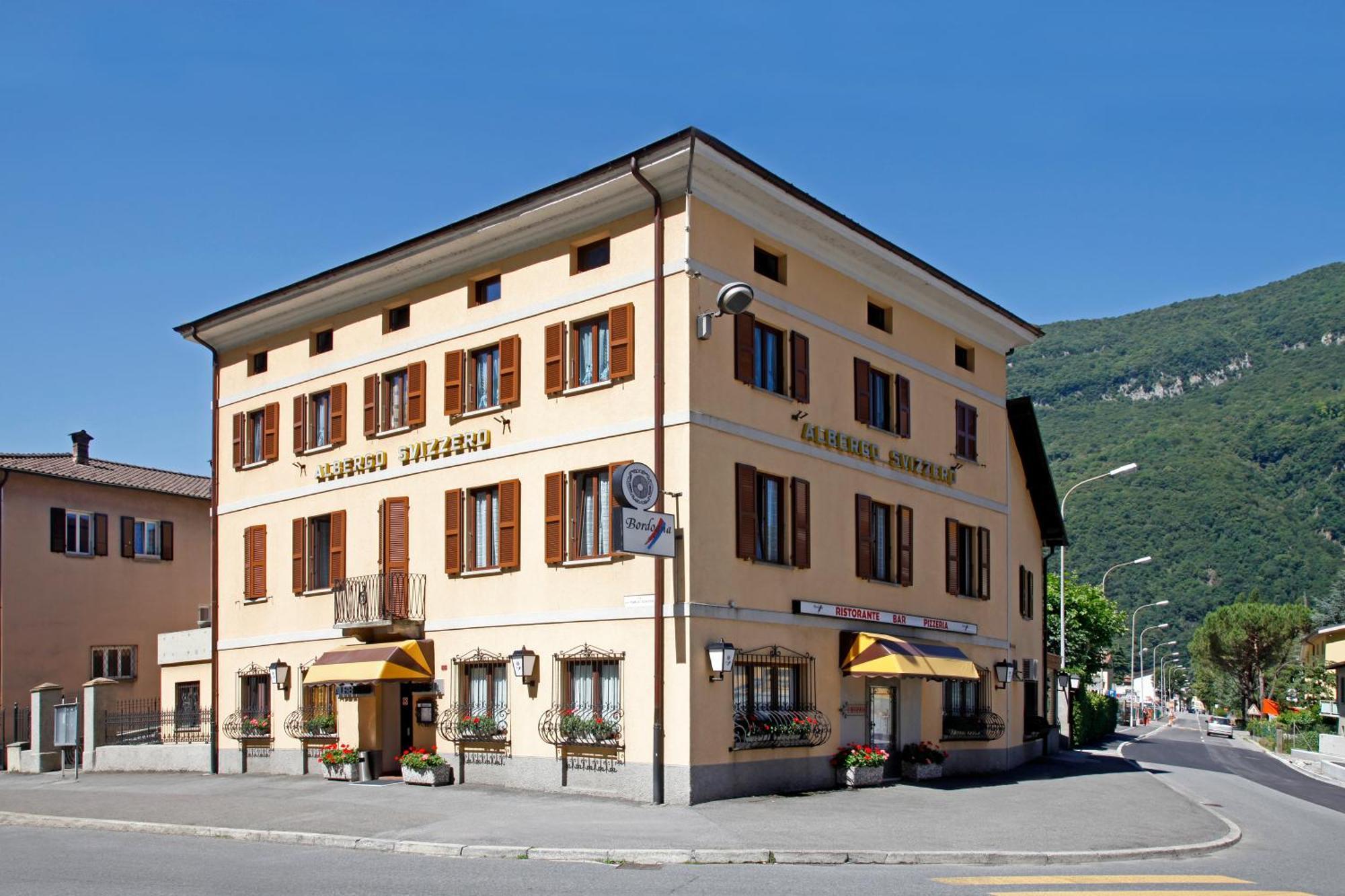Albergo Ristorante Svizzero Capolago Kültér fotó